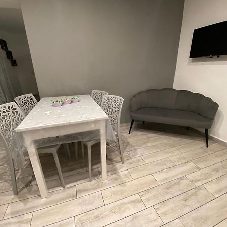 Casa Vacanze Figurelle Νάπολη Εξωτερικό φωτογραφία